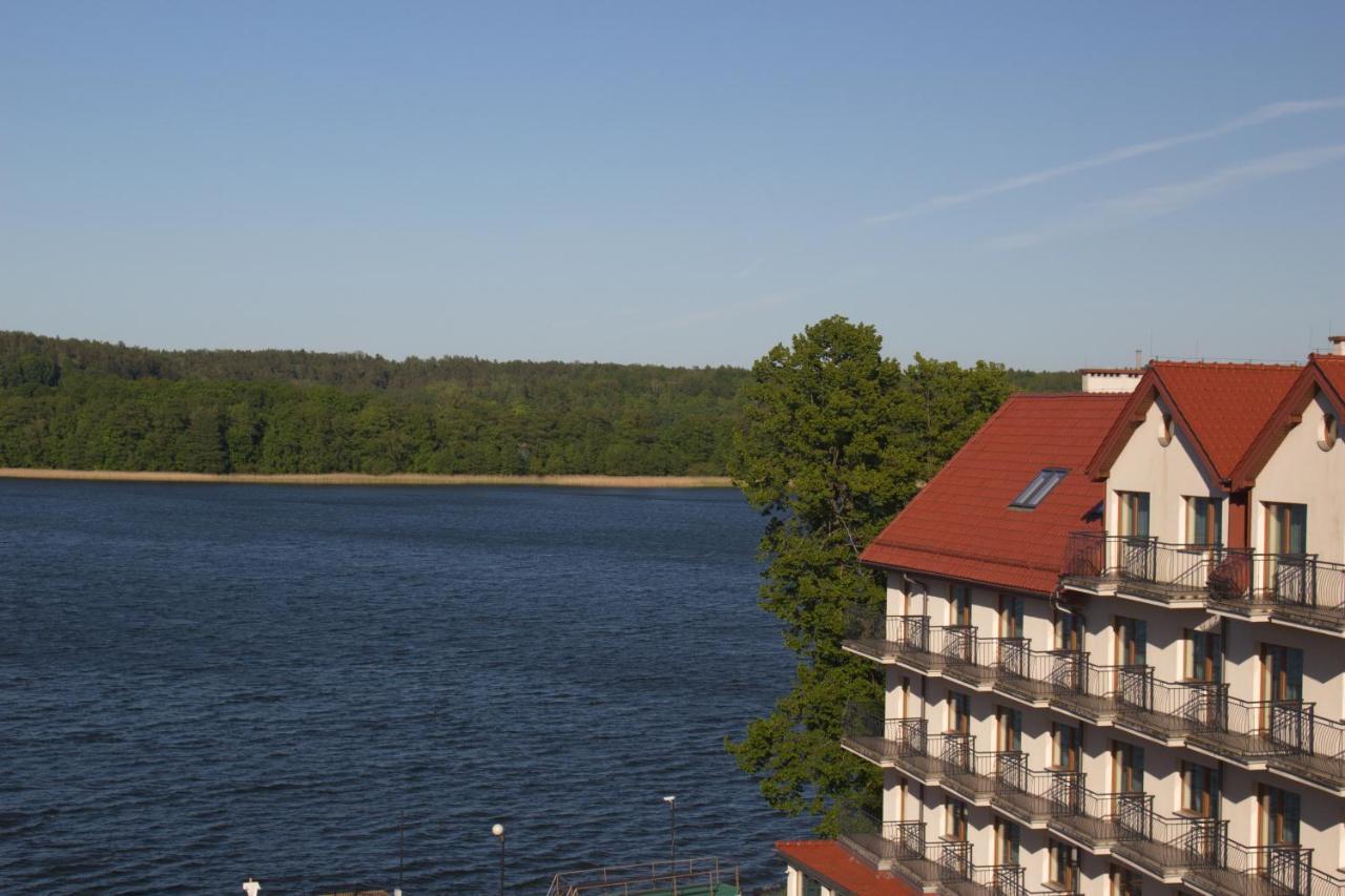 Hotel Huszcza Mragowo Exterior photo